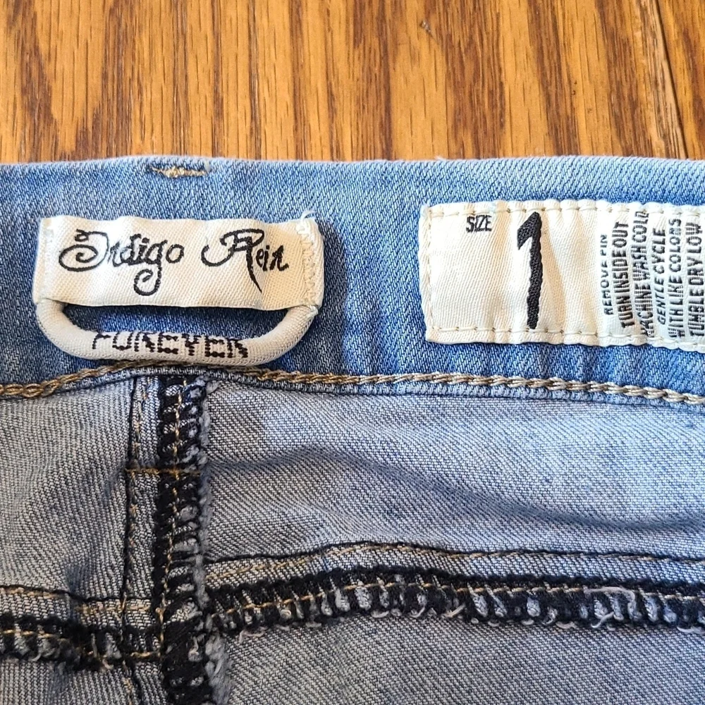 Indigo Rein Forever Jeans - Patches - Size 1 - Picture 4 of 9